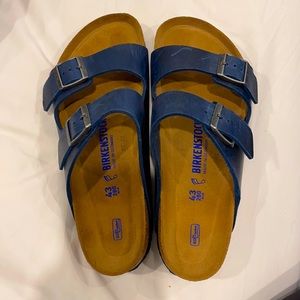 New Navy Leather Birkenstock’s size 43 or 10-10.5